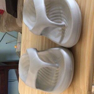 Women's Gray Sandals